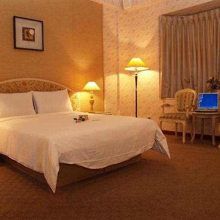 Park Motel Чиай Сити Екстериор снимка